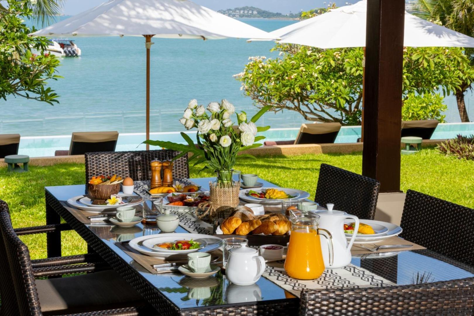 Bacaya Beachfront Villa Bang Rak Beach  Eksteriør billede