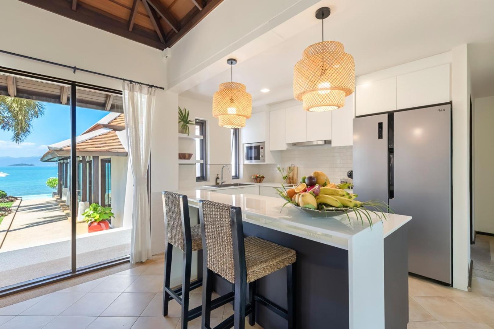 Bacaya Beachfront Villa Bang Rak Beach  Eksteriør billede